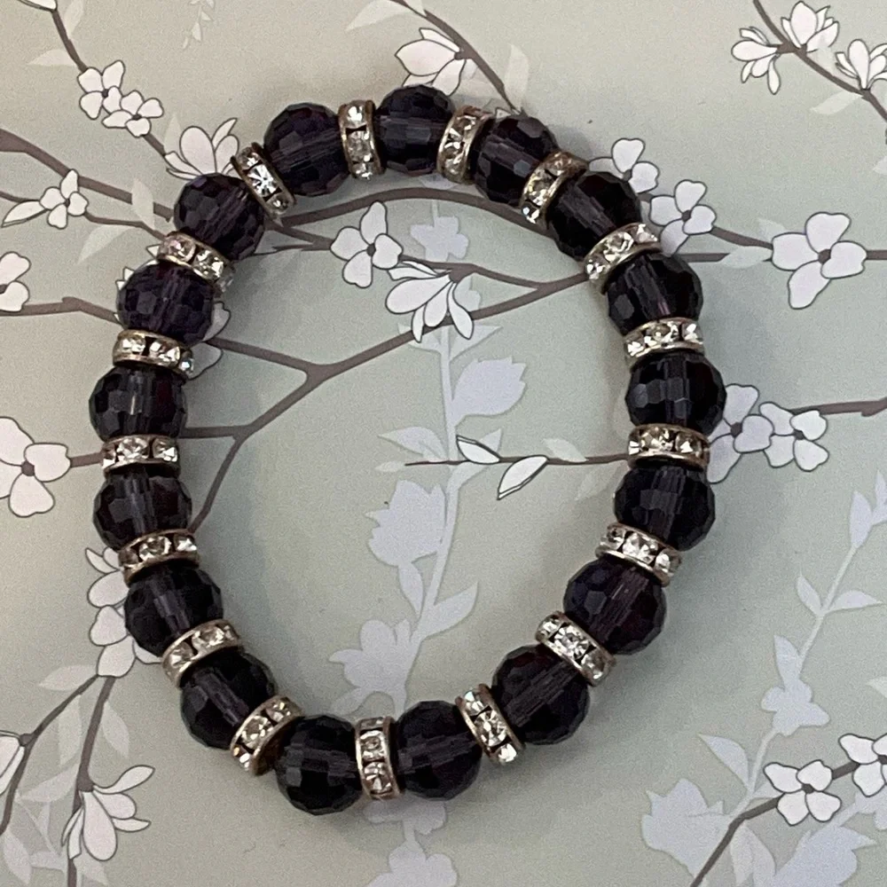 ❄️ Plunder | Elegant Purple/Silver Beaded Bracelet